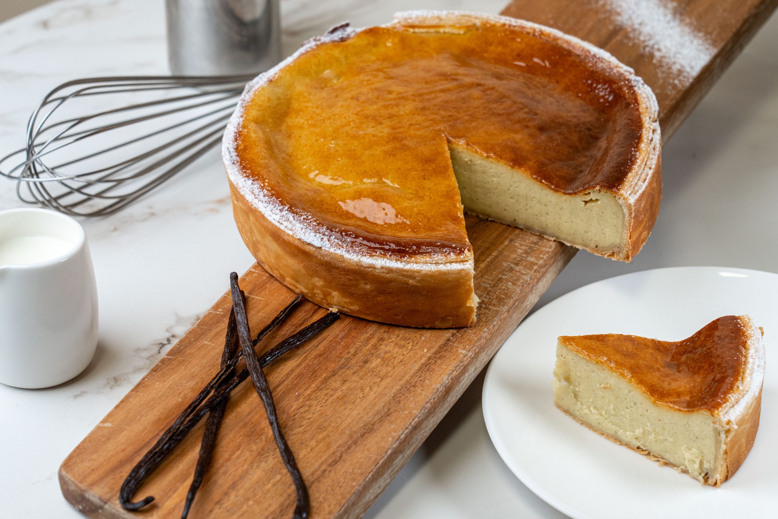Flan individuel et flan à partager avec pâte feuilletée et crème à la vanille de Madagascar