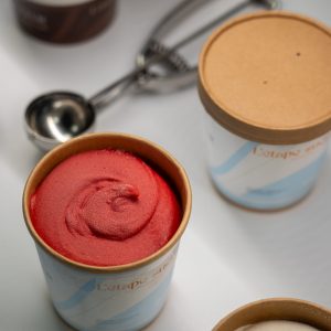 Pot de glace 50 cl, sorbet ou crème glacée, parfums disponibles en boutique