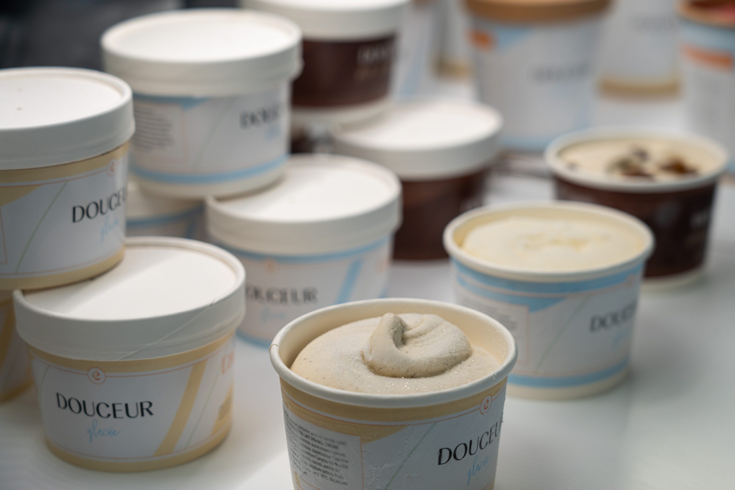Pot de glace 25 cl, sorbet ou crème glacée, parfums disponibles en boutique